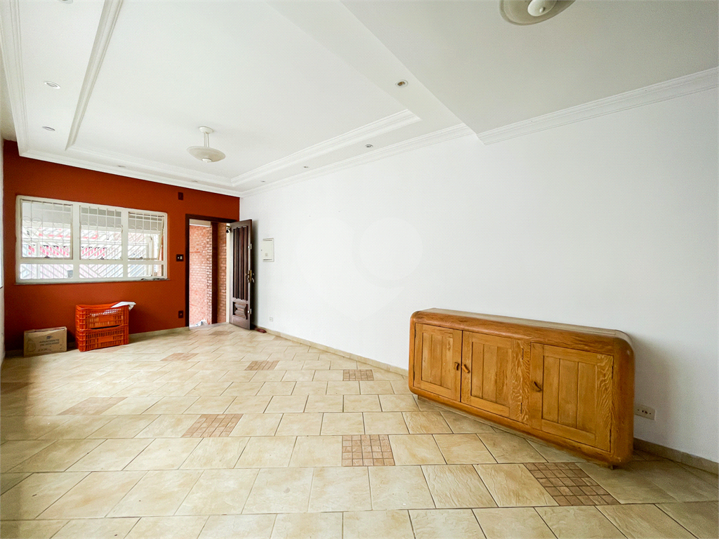 CASA À VENDA COM 4 QUARTOS NA POMPÉIA