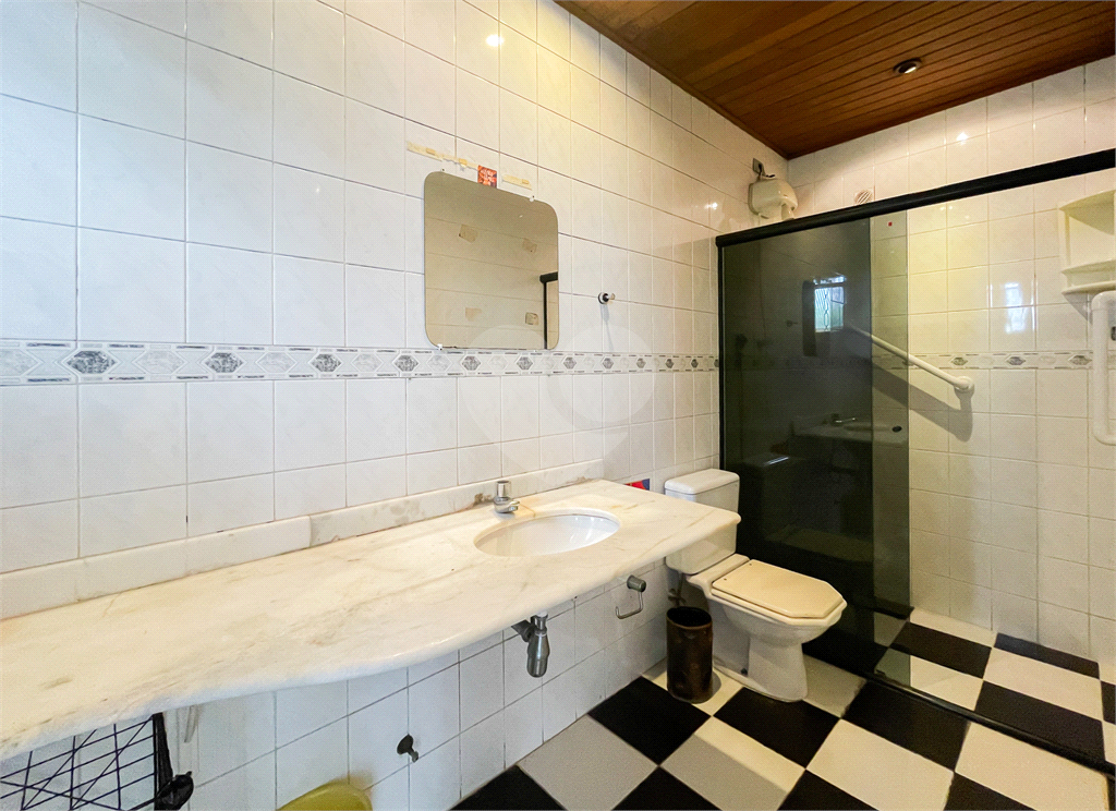 CASA À VENDA COM 4 QUARTOS NA POMPÉIA