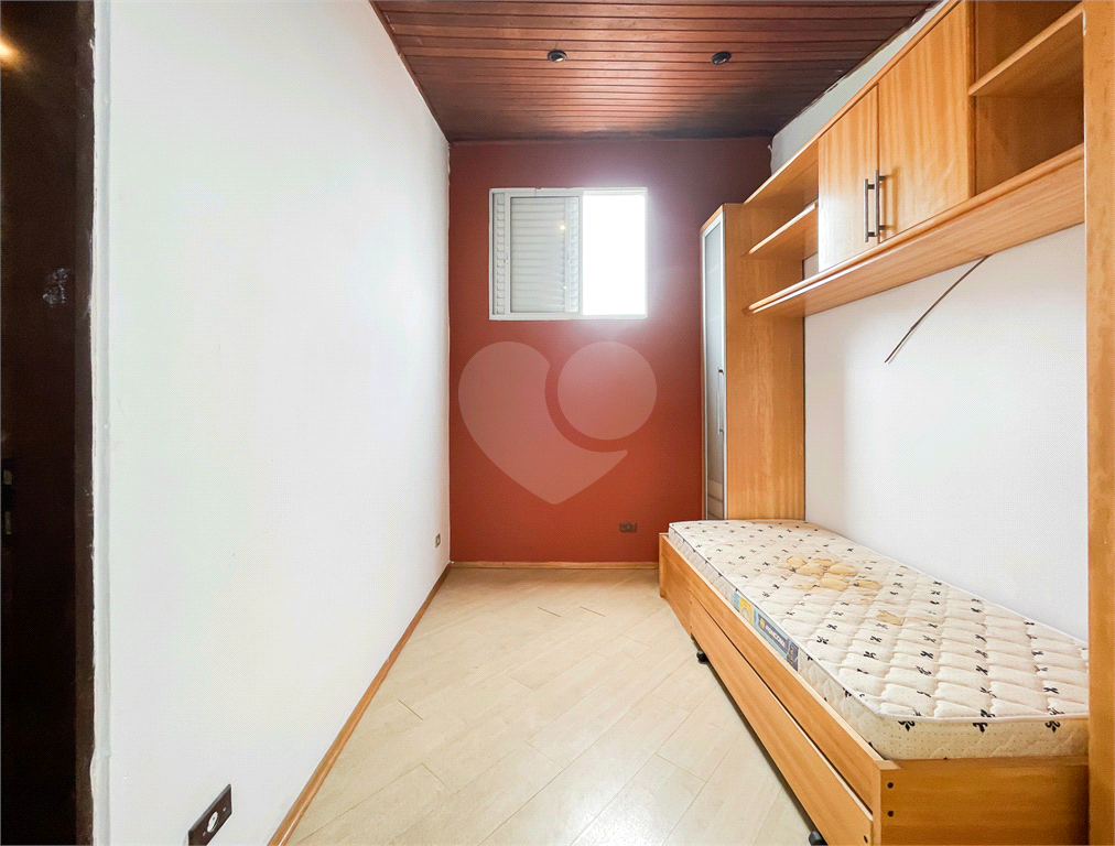 CASA À VENDA COM 4 QUARTOS NA POMPÉIA