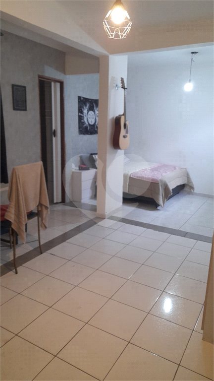 Casa com 3 quartos e 2 vagas - Itaquera