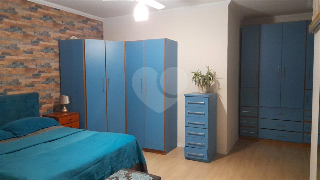 Casa com 3 quartos e 2 vagas - Itaquera