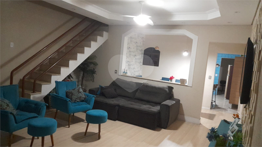 Casa com 3 quartos e 2 vagas - Itaquera