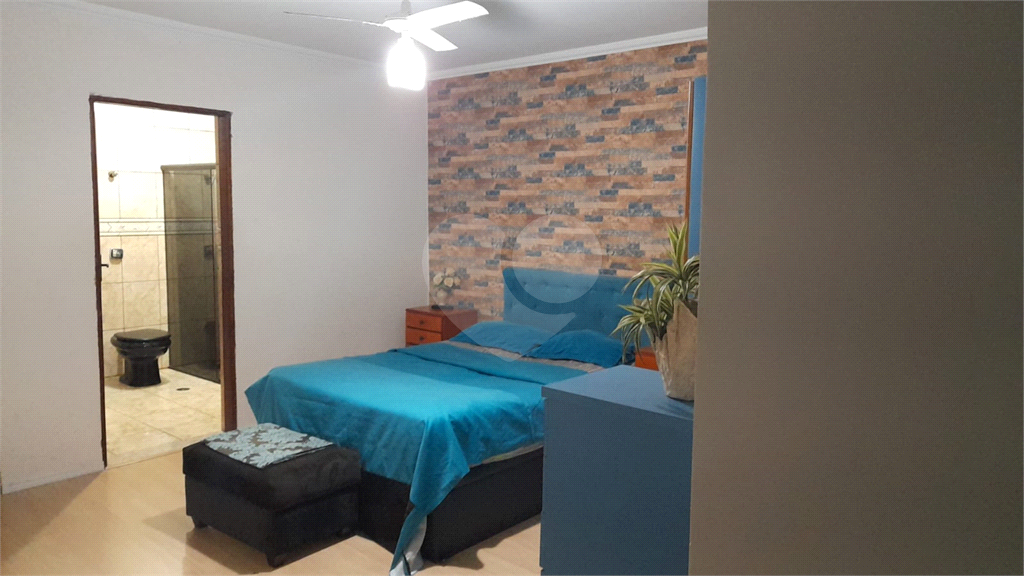 Casa com 3 quartos e 2 vagas - Itaquera