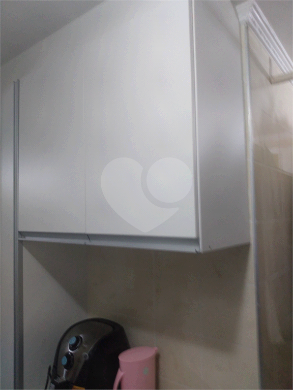 Apartamento com dois dormitórios e uma vaga próximo ao Horto Florestal