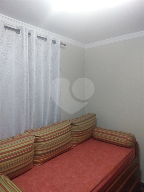 Apartamento com dois dormitórios e uma vaga próximo ao Horto Florestal