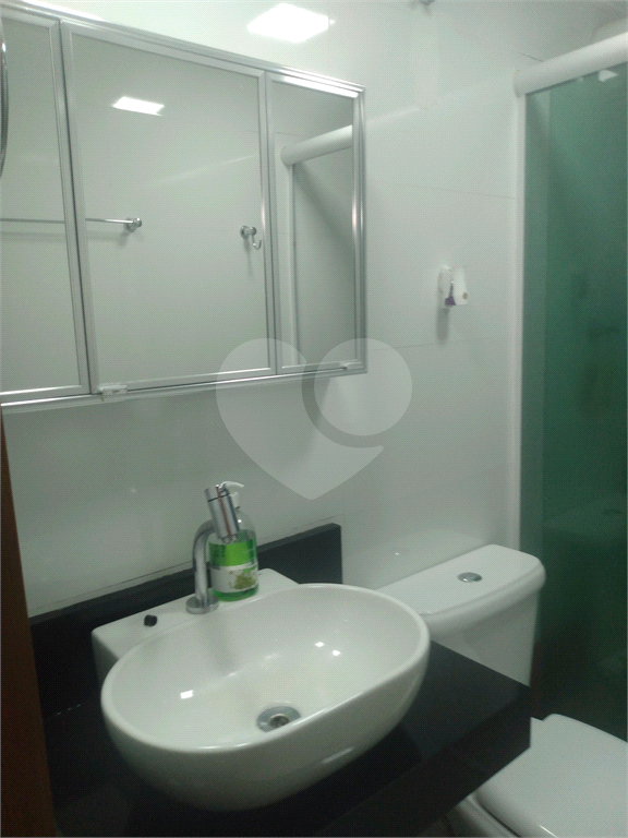 Apartamento com dois dormitórios e uma vaga próximo ao Horto Florestal