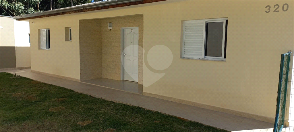 Casa de Condomínio à venda com 3 quartos, 236m² - Foto 3