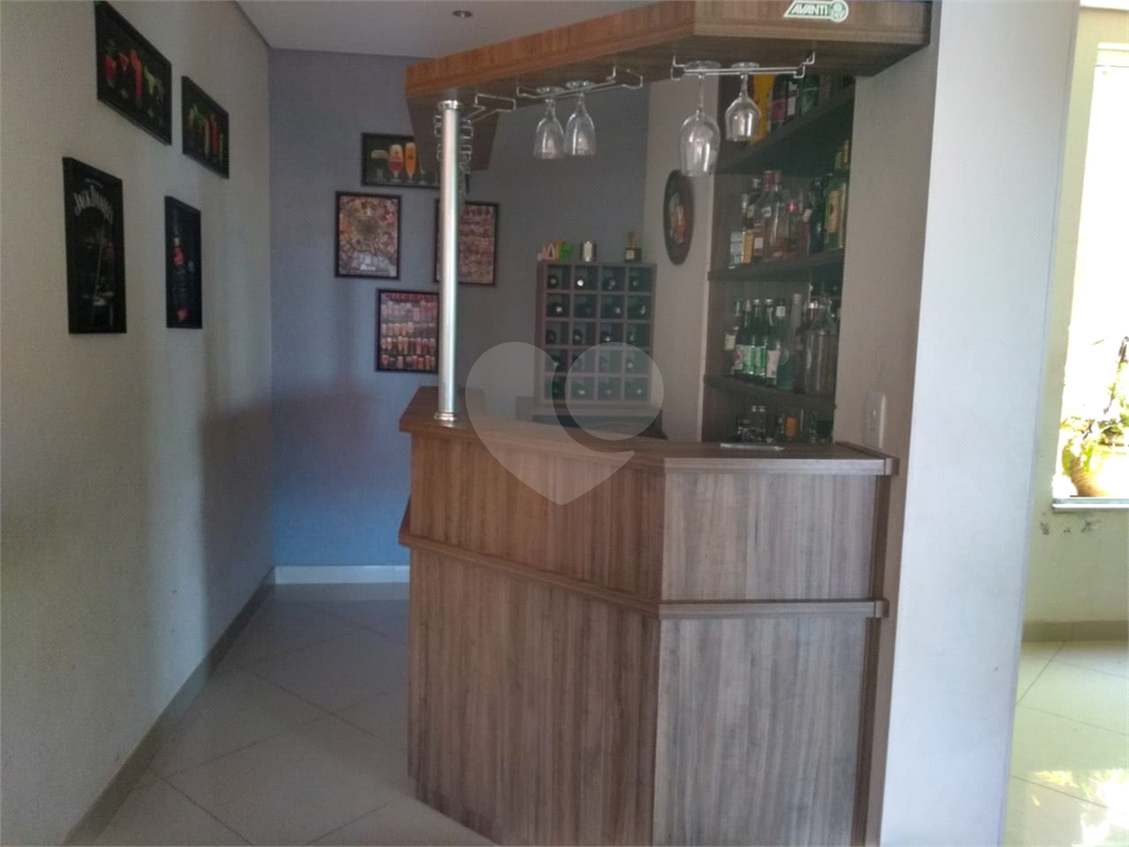 Casa à venda com 3 quartos, 215m² - Foto 19