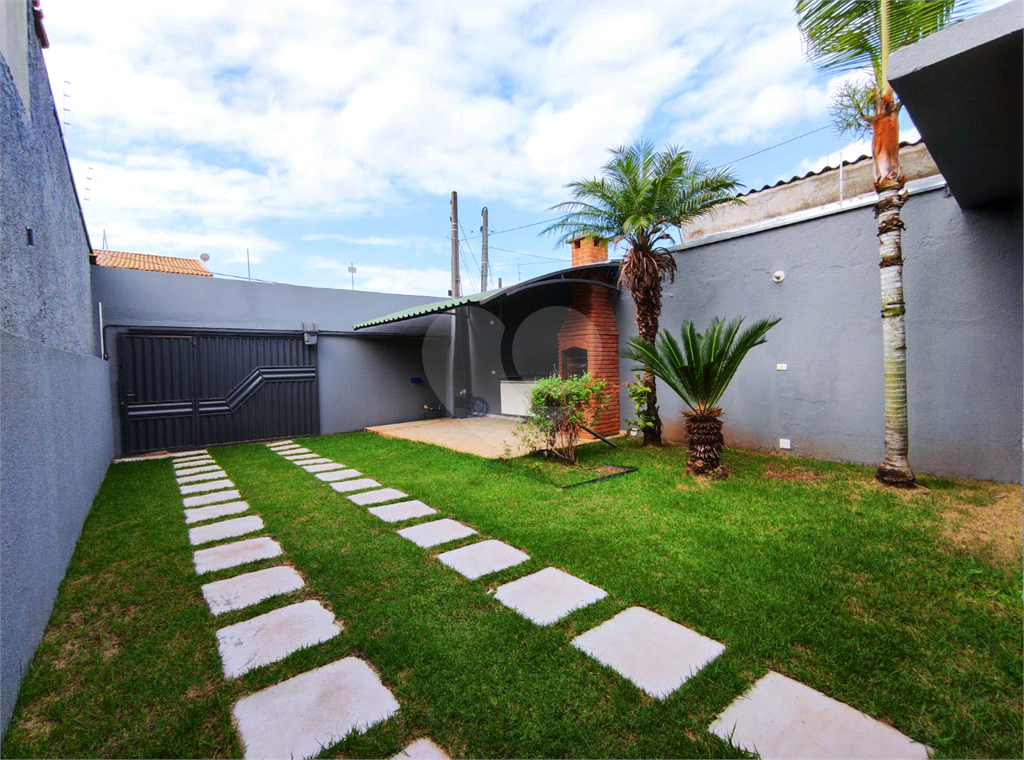 Linda Casa Térrea 