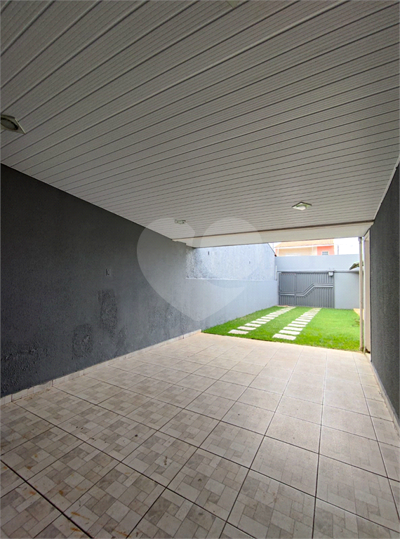 Linda Casa Térrea 