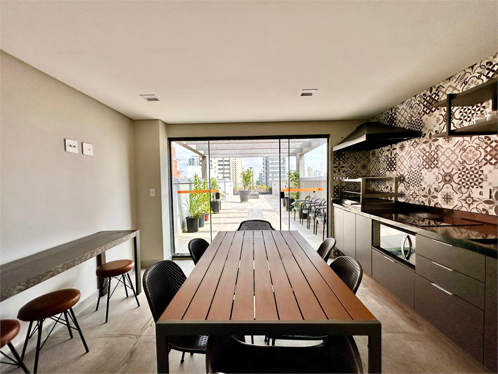 Apartamento à venda e aluguel com 1 quarto, 50m² - Foto 19
