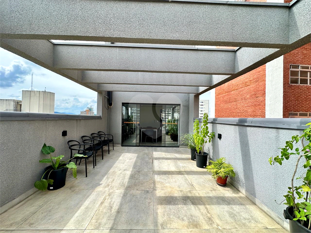 Apartamento à venda e aluguel com 1 quarto, 50m² - Foto 35
