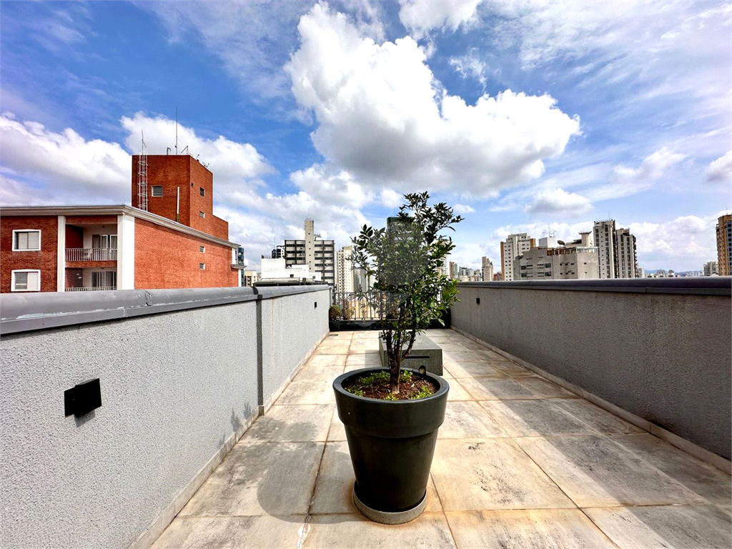Apartamento à venda e aluguel com 1 quarto, 50m² - Foto 24
