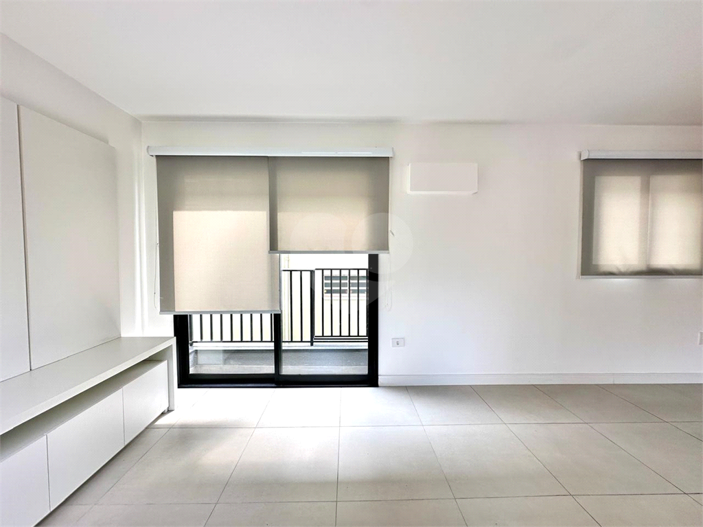 Apartamento à venda e aluguel com 1 quarto, 50m² - Foto 2