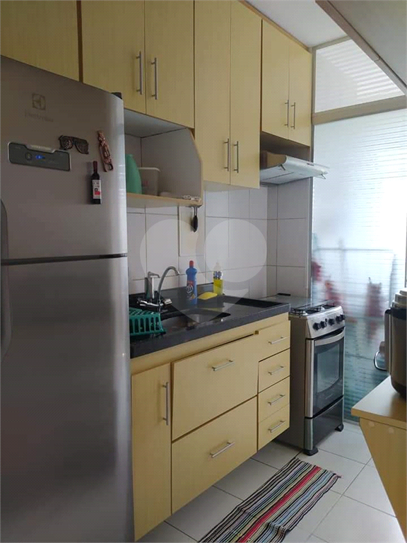 Apartamento à venda com 2 quartos, 50m² - Foto 4