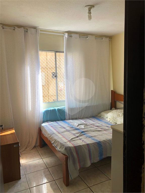 Apartamento à venda com 2 quartos, 57m² - Foto 11