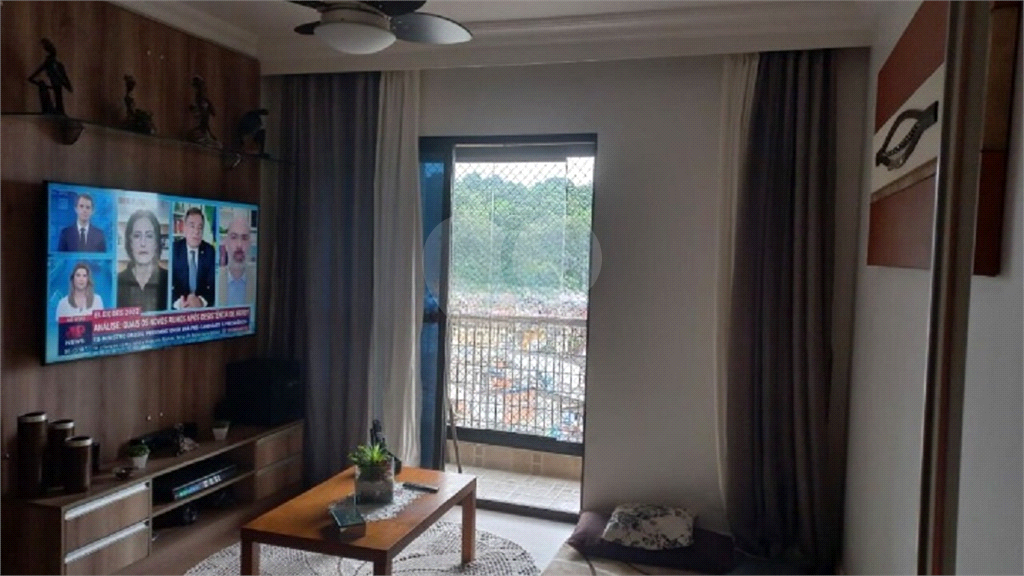 APARTAMENTO em HORTO