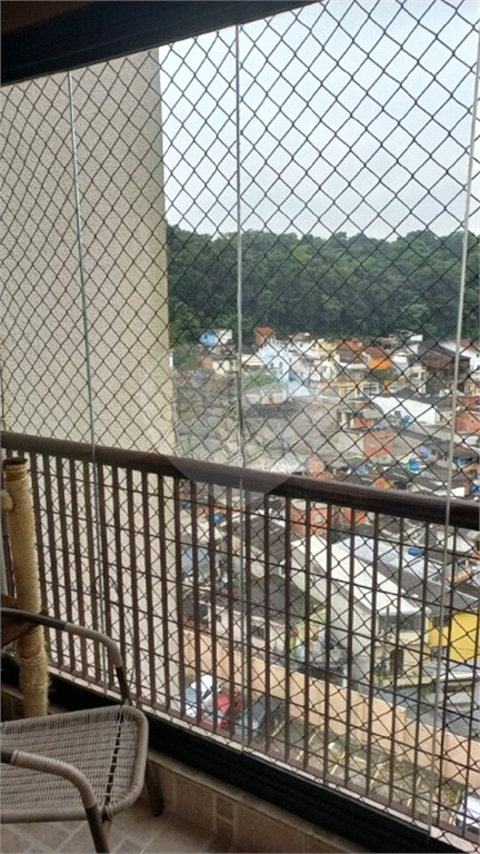 APARTAMENTO em HORTO