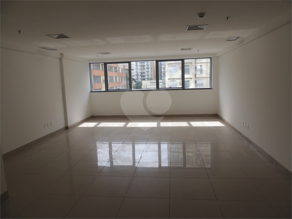 SALA COMERCIAL  50m² COM 2 VAGAS DE GARAGEM - HIGIENÓPOLIS