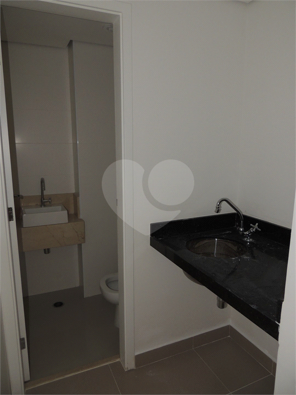 SALA COMERCIAL  50m² COM 2 VAGAS DE GARAGEM - HIGIENÓPOLIS
