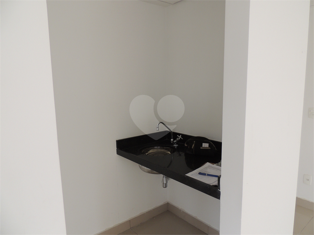 SALA COMERCIAL  50m² COM 2 VAGAS DE GARAGEM - HIGIENÓPOLIS