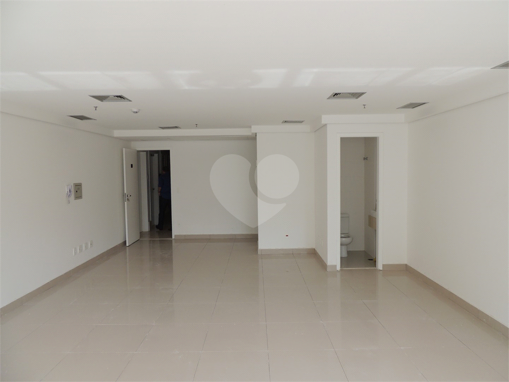SALA COMERCIAL  50m² COM 2 VAGAS DE GARAGEM - HIGIENÓPOLIS
