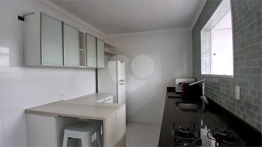 Apto ao lado do metro Santana