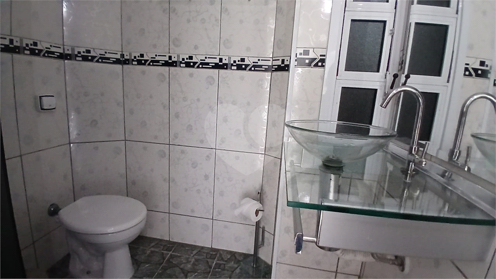 Apto ao lado do metro Santana