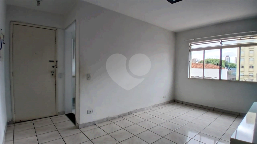 Apto ao lado do metro Santana