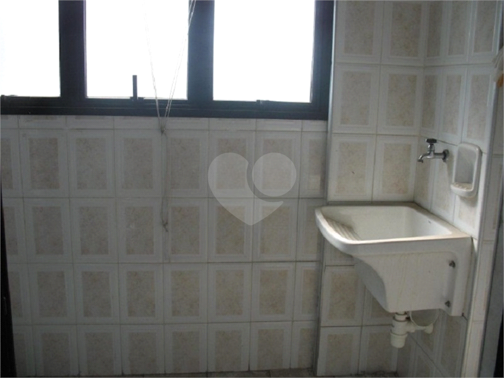 APARTAMENTO em SANTANA