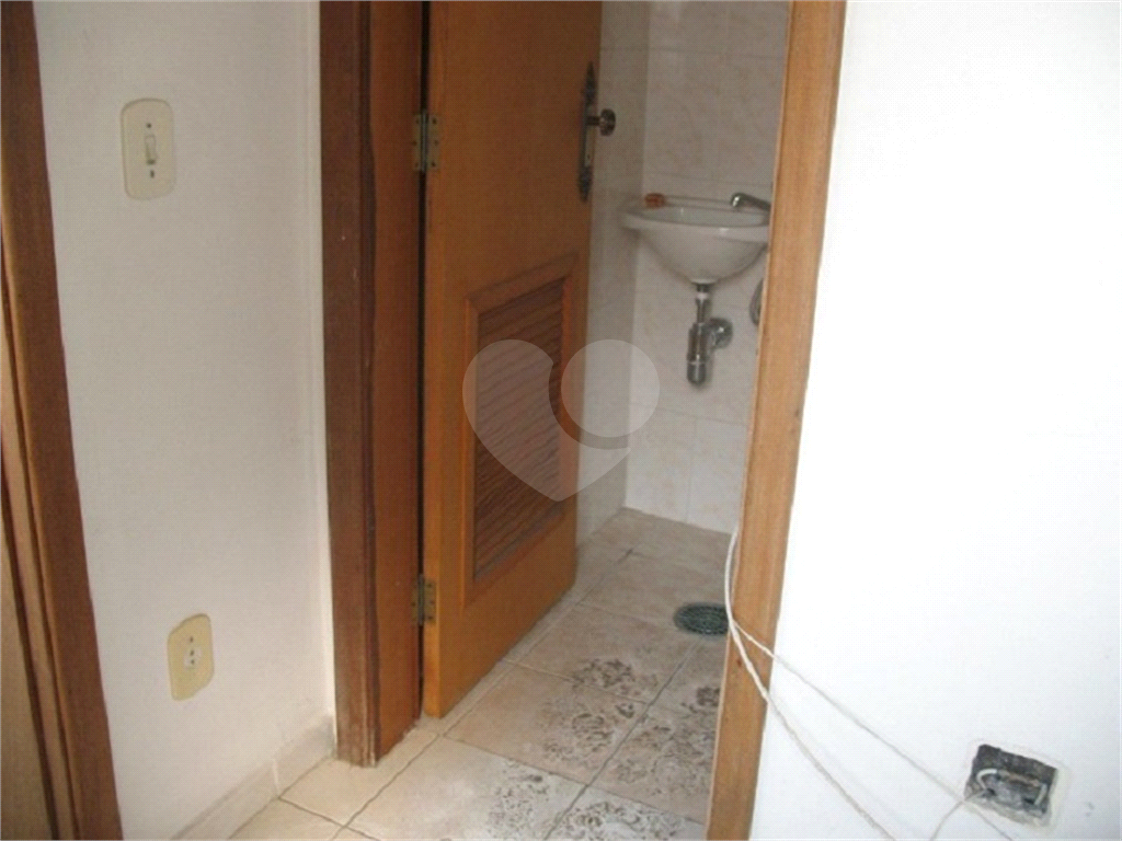 APARTAMENTO em SANTANA