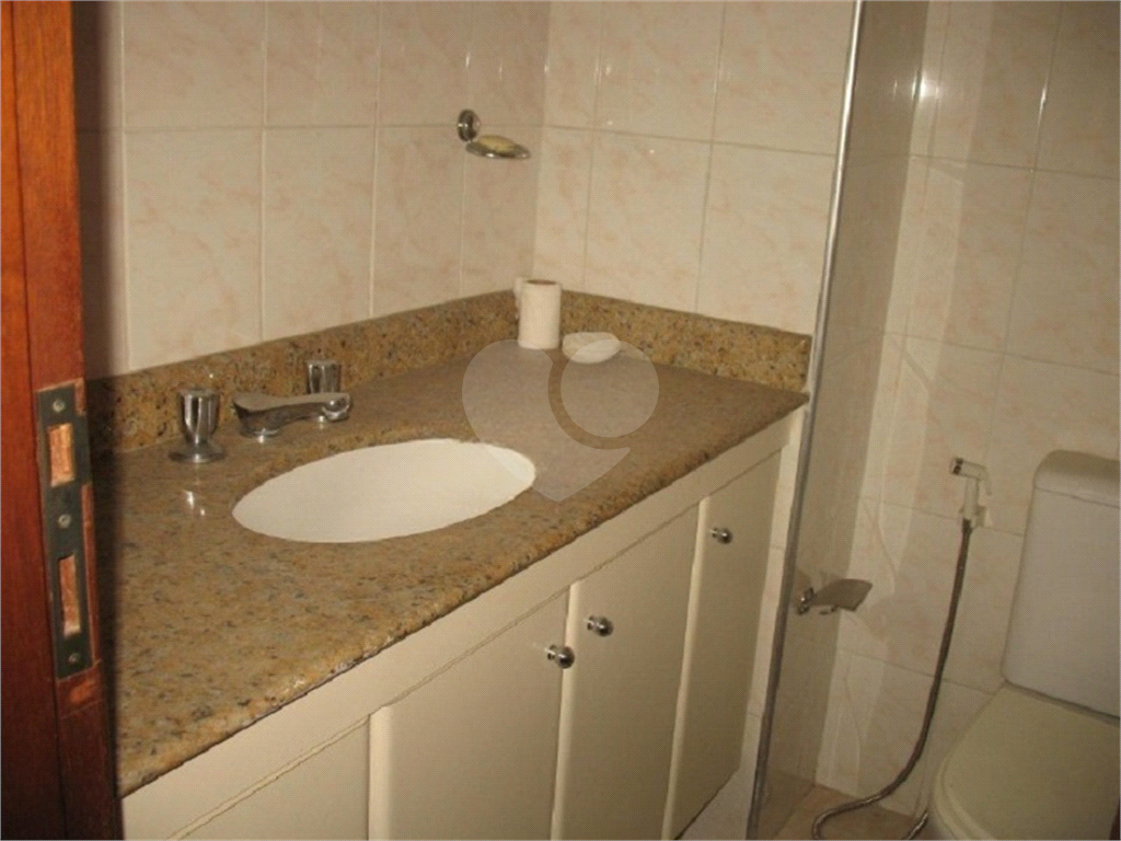 APARTAMENTO em SANTANA
