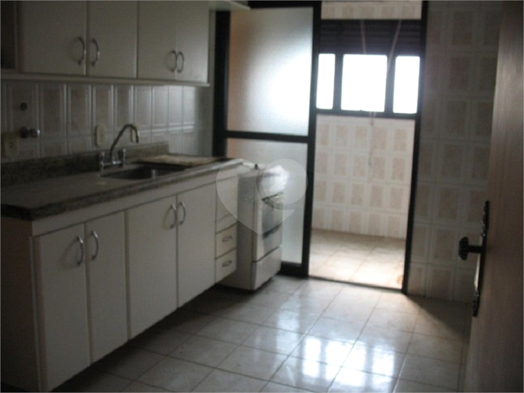 APARTAMENTO em SANTANA