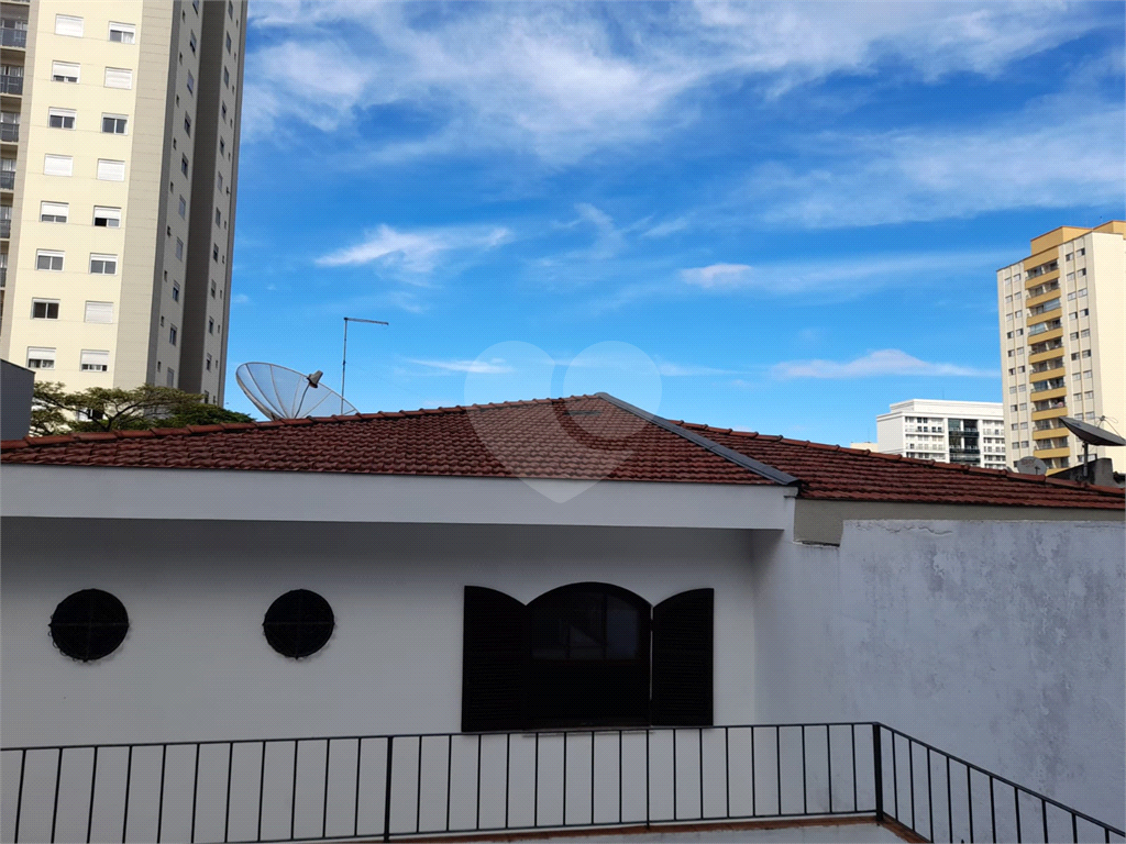 Sobrado amplo com quintal próximo a Braz Leme