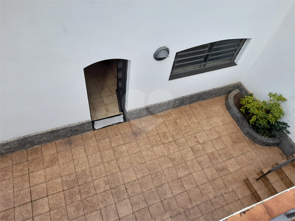 Sobrado amplo com quintal próximo a Braz Leme