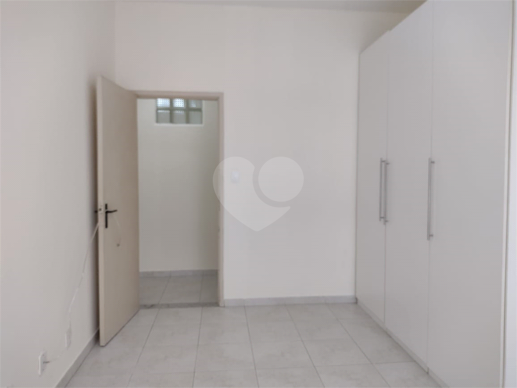 Apartamento à venda com 3 quartos, 87m² - Foto 15