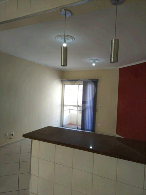 Apartamento à venda com 2 quartos, 60m² - Foto 3