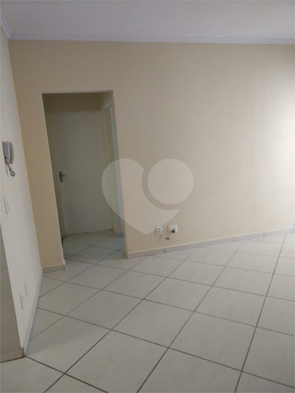 Apartamento à venda com 2 quartos, 60m² - Foto 5