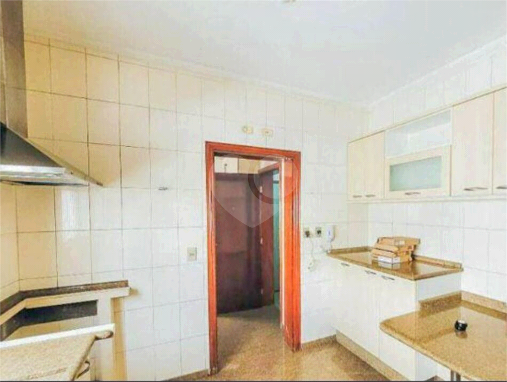 Cobertura à venda com 4 quartos, 250m² - Foto 10