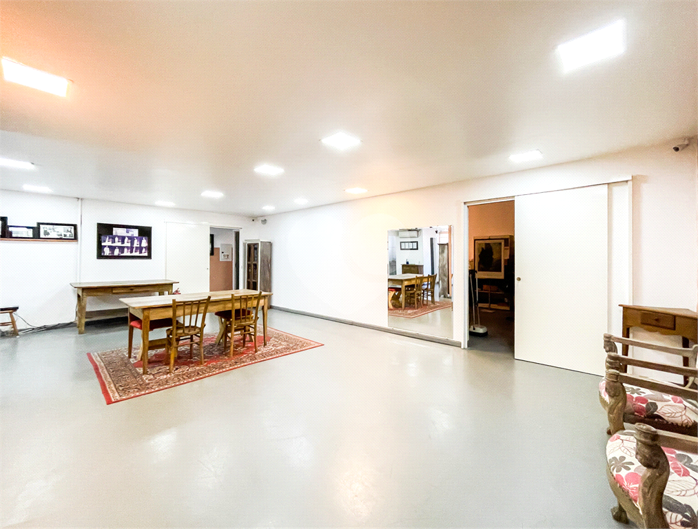 Galpão - Vila Sônia - Vão Livre - 402 m² - Locação / Venda / Aluguel - Próximo ao Metrô