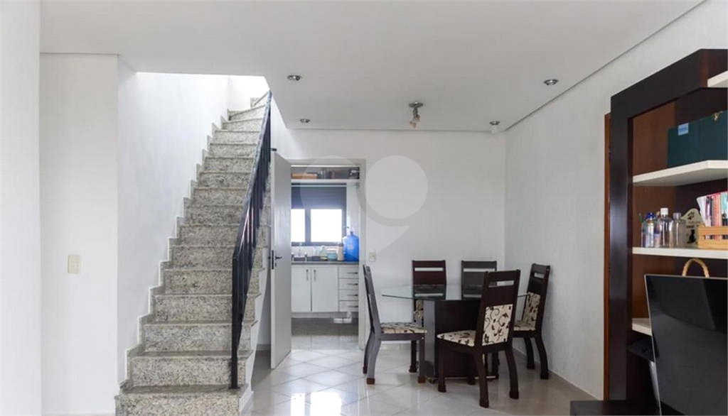APARTAMENTO em VILA FORMOSA