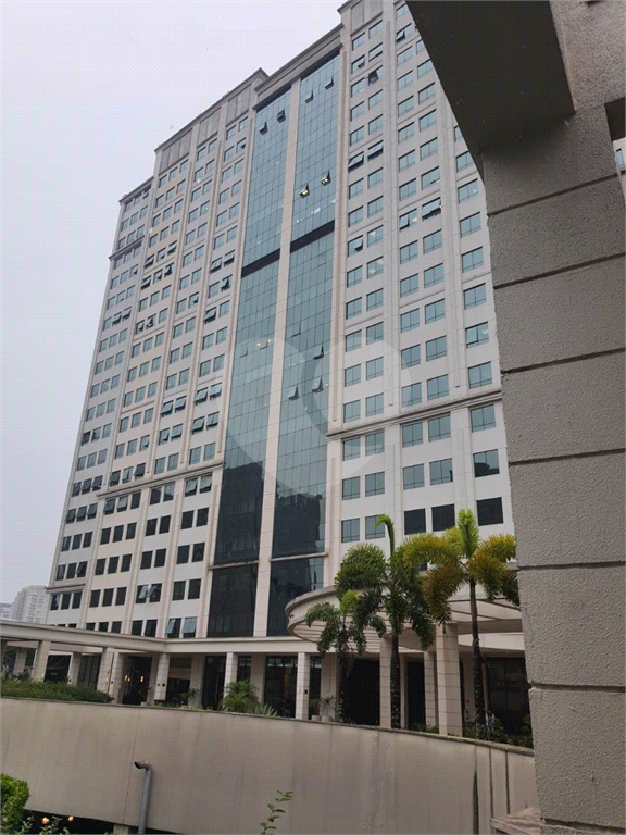 Sala Comercial Forum Tower
