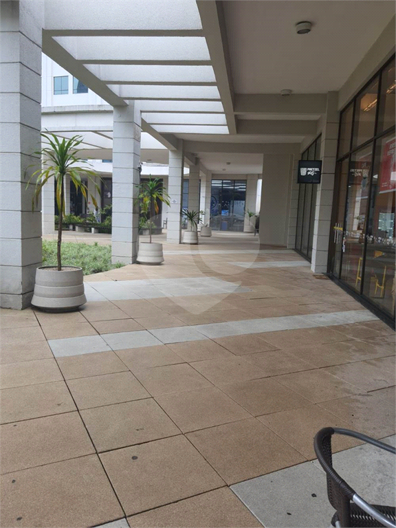 Sala Comercial Forum Tower