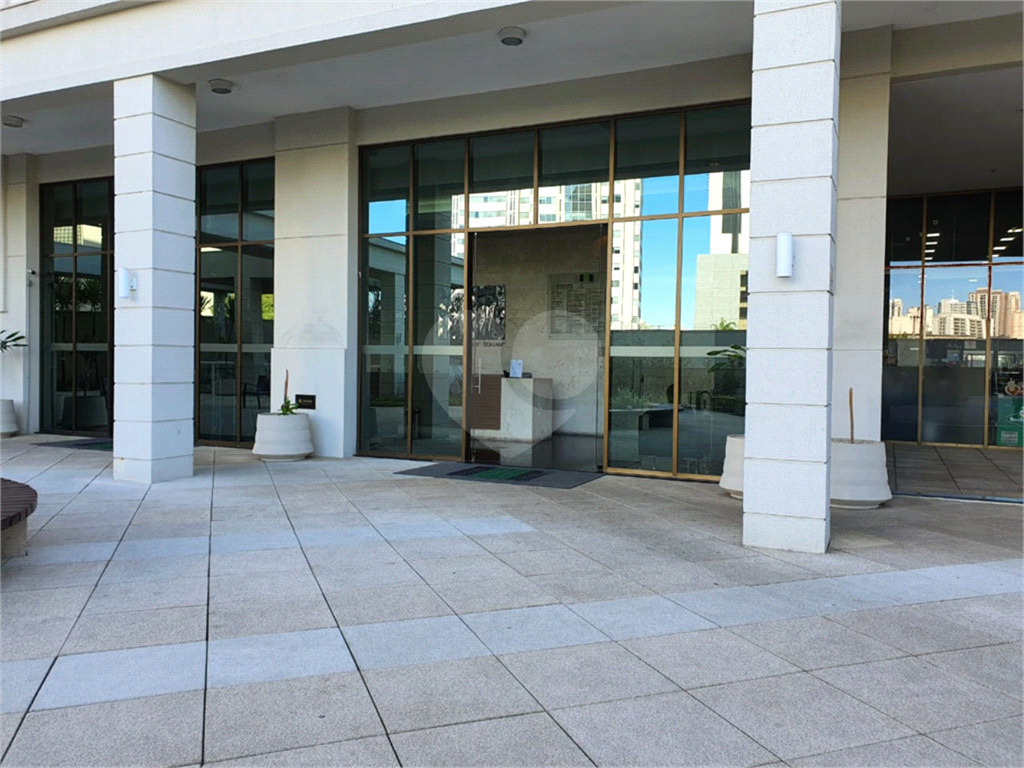 Sala Comercial Forum Tower
