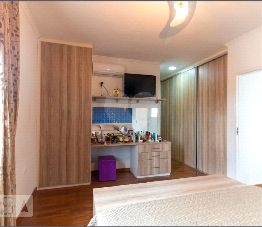 Sobrado à Venda | 250 m² | 4 dormitórios (3 suítes) | 5 vagas em São Miguel Paulista! 
