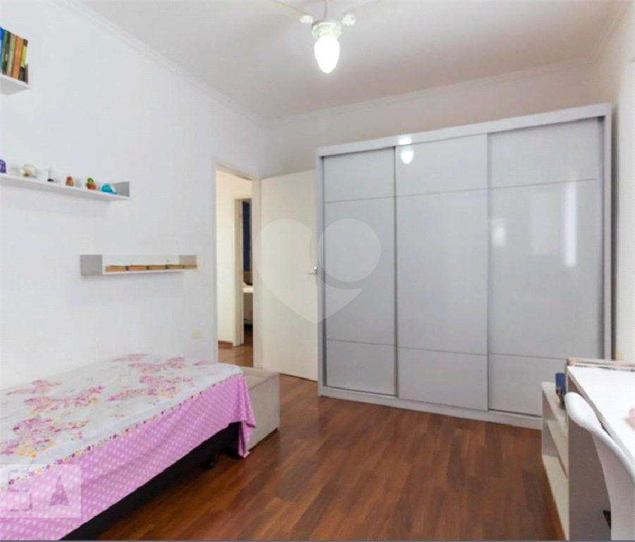 Sobrado à Venda | 250 m² | 4 dormitórios (3 suítes) | 5 vagas em São Miguel Paulista! 