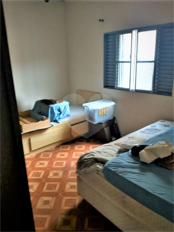 Residencia em terreno de 300m2