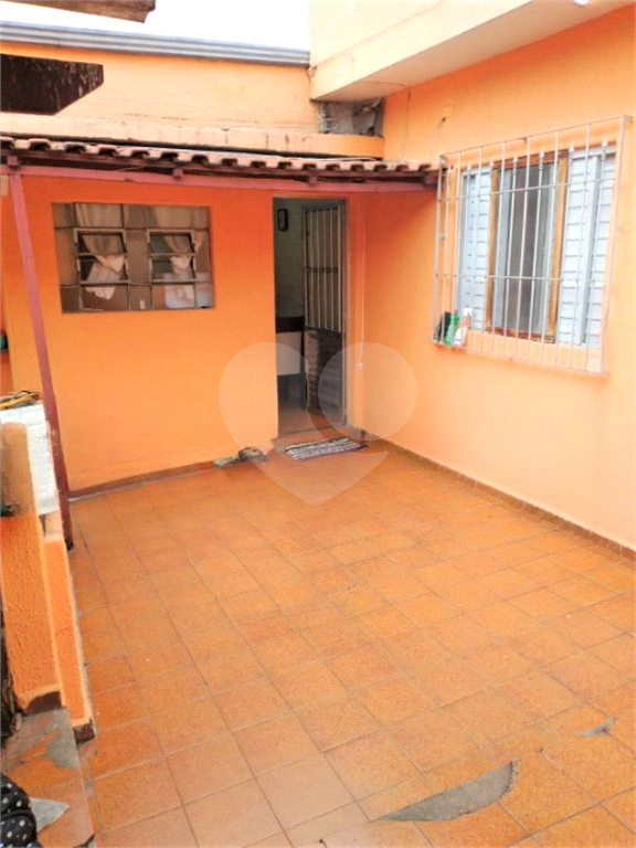 Residencia em terreno de 300m2