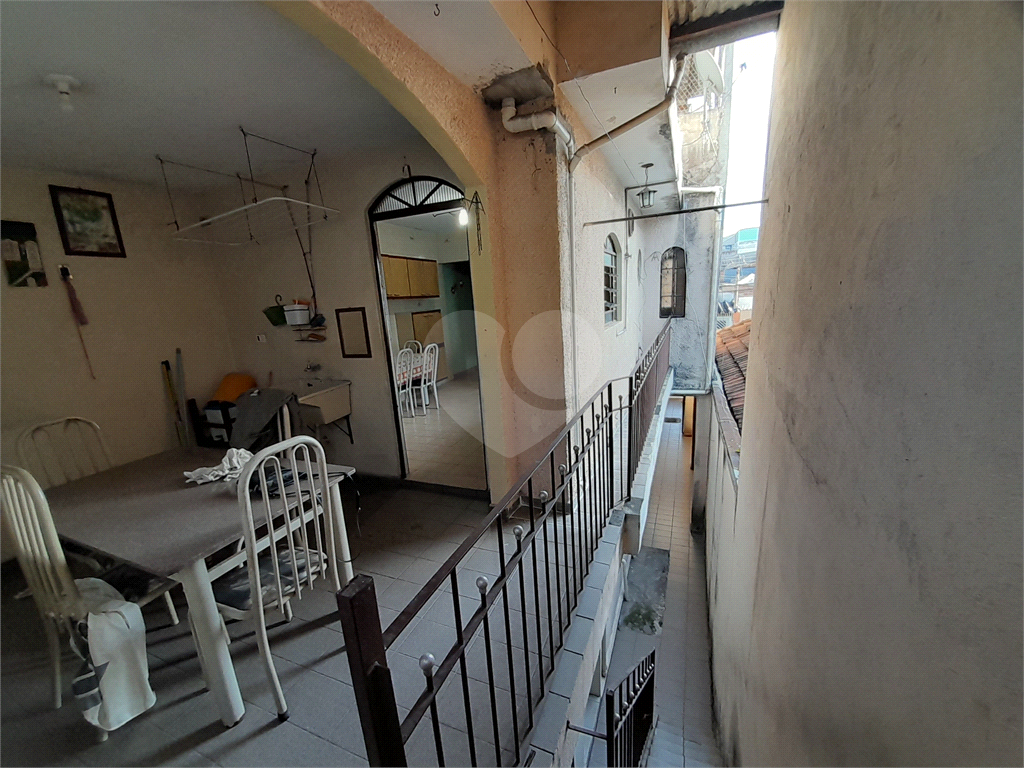 Sobrado  2 casas -Salão alugado -Jd. Brasil - 170 metros , Alt da Swift da Av. Roland Garrout 