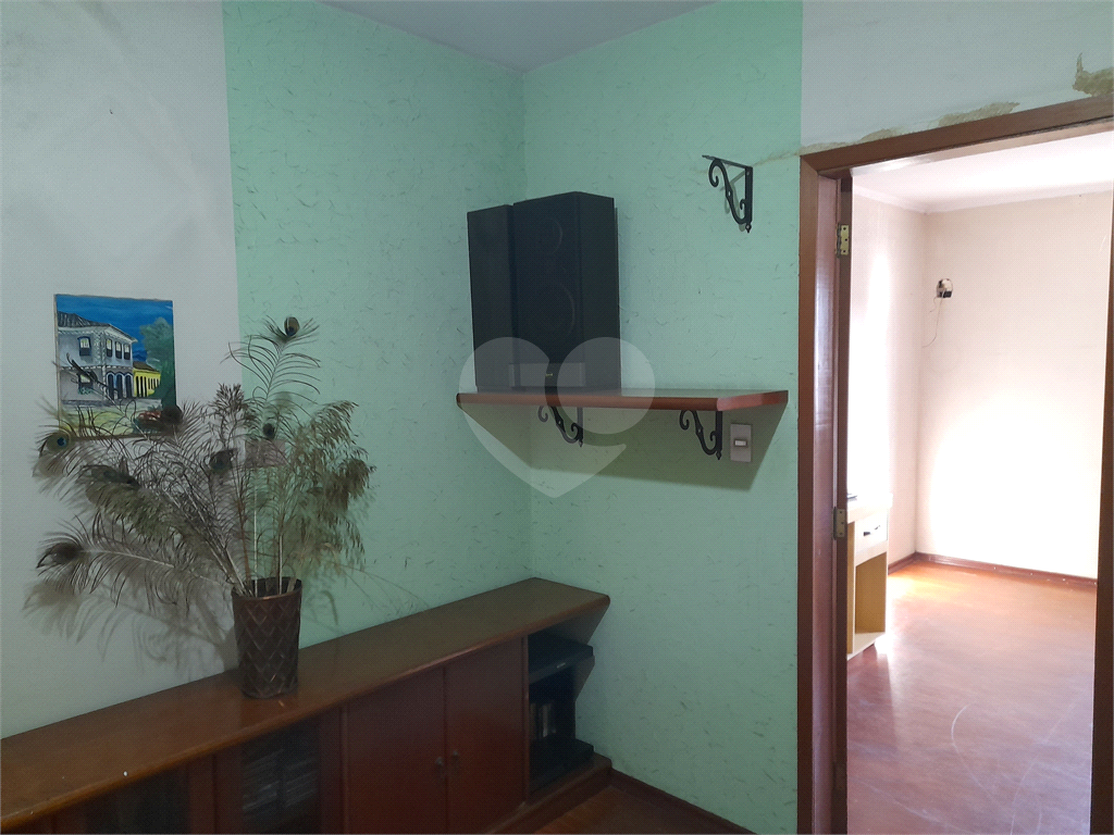 Sobrado  2 casas -Salão alugado -Jd. Brasil - 170 metros , Alt da Swift da Av. Roland Garrout 